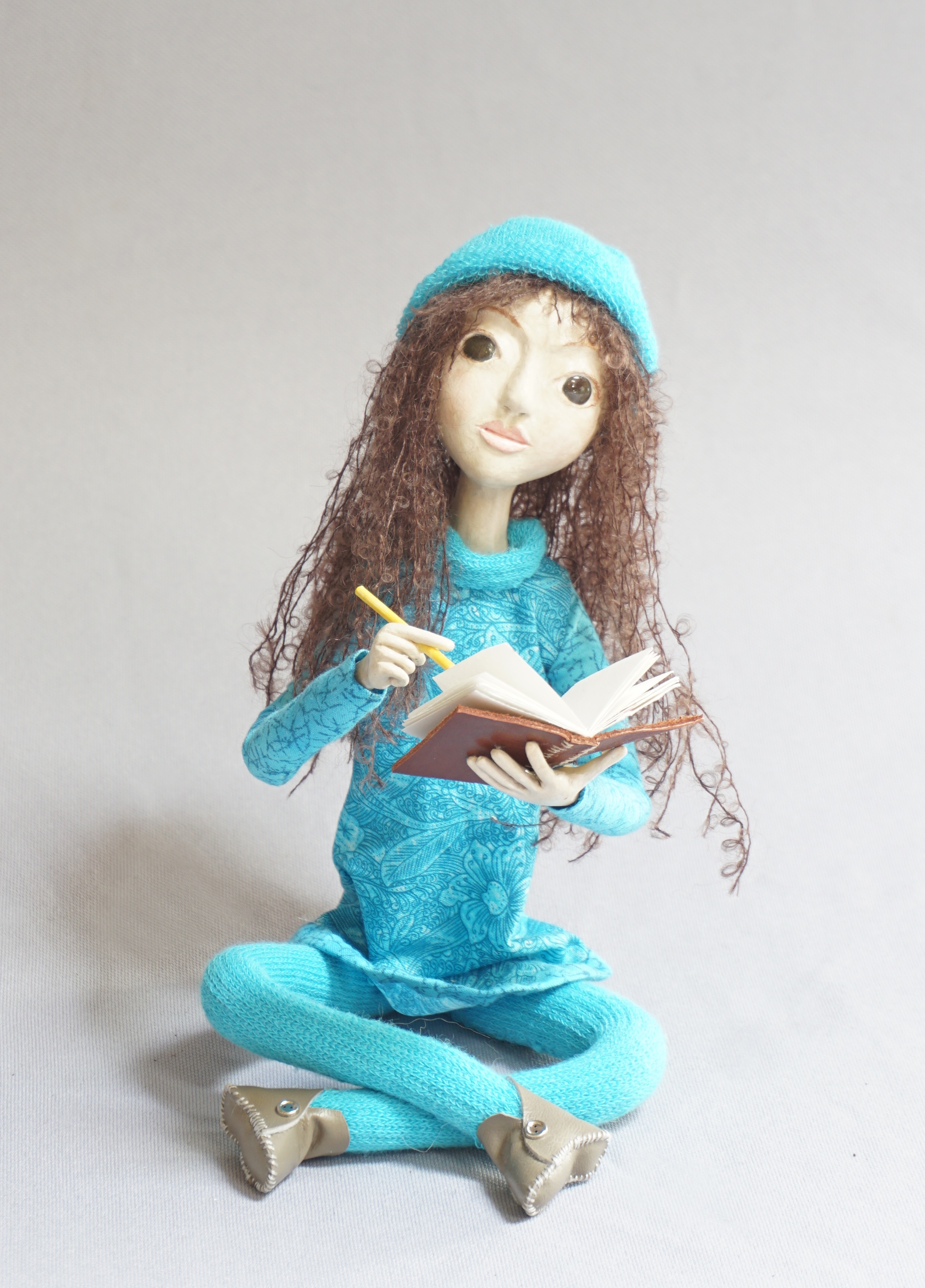 Sketch - seated art doll figure sculpture