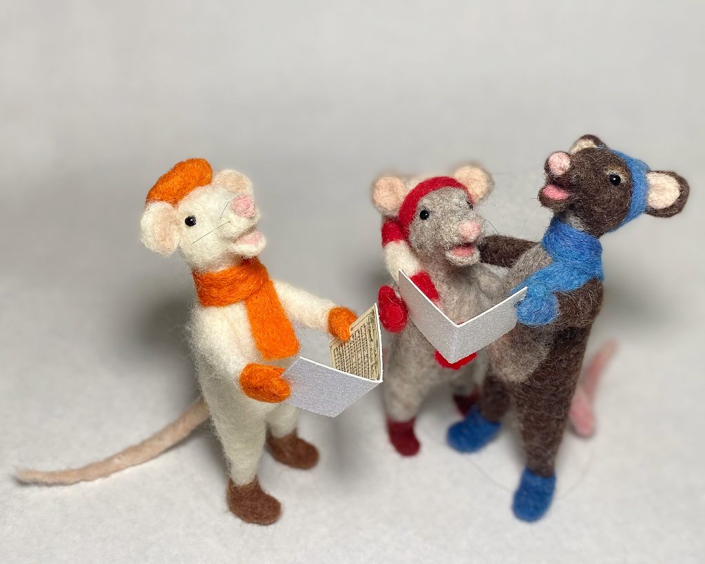 Caroling Mice 23. needle felted 1-of-a-kind holiday ornament